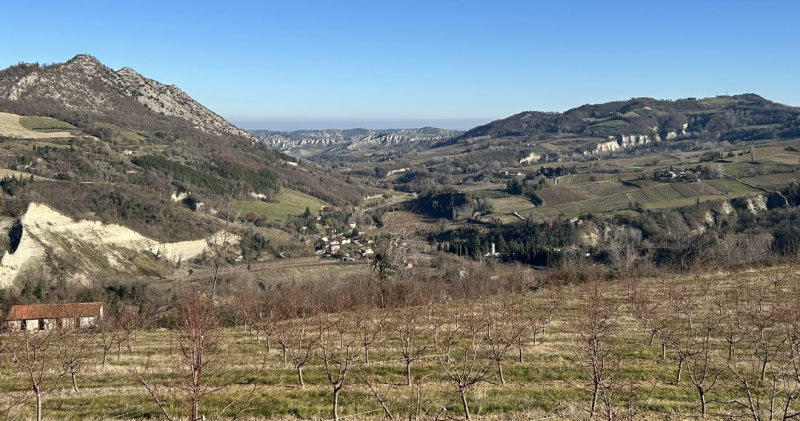 Una passeggiata di solidarietà sul Monte Mauro